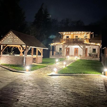 Terrace Apartments III Еґер Екстер'єр фото