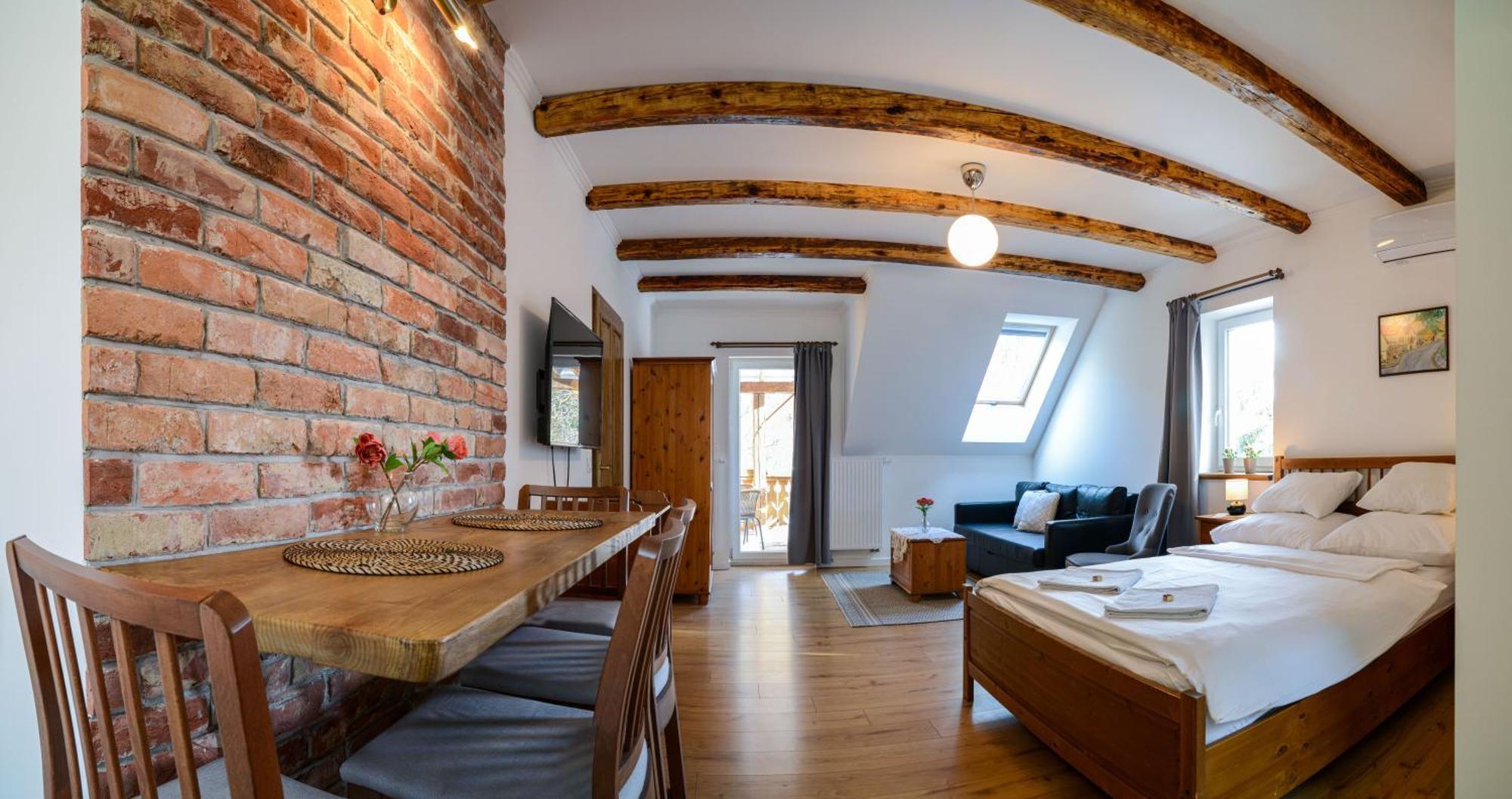 Terrace Apartments III Еґер Екстер'єр фото